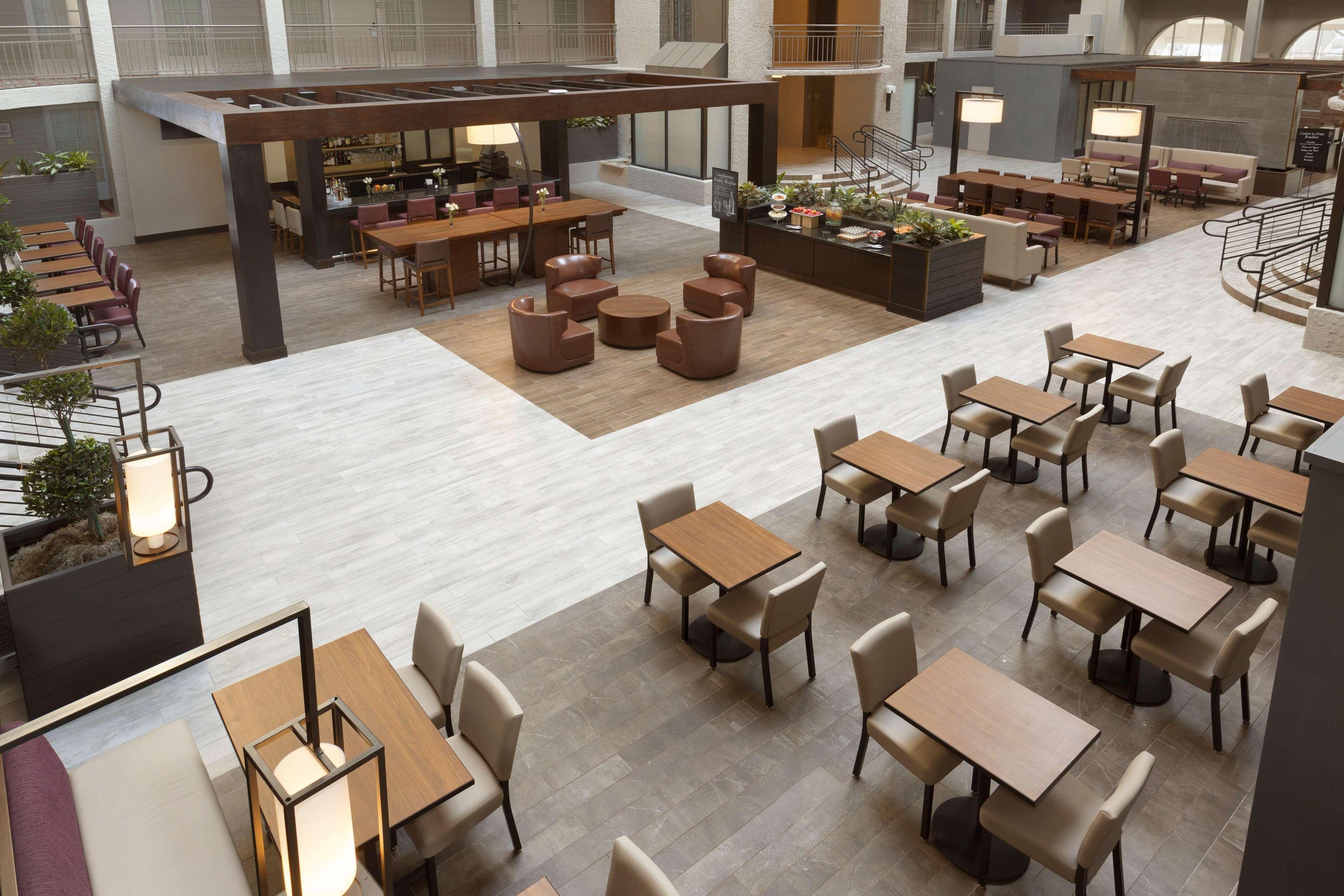 Hotel Embassy By Hilton