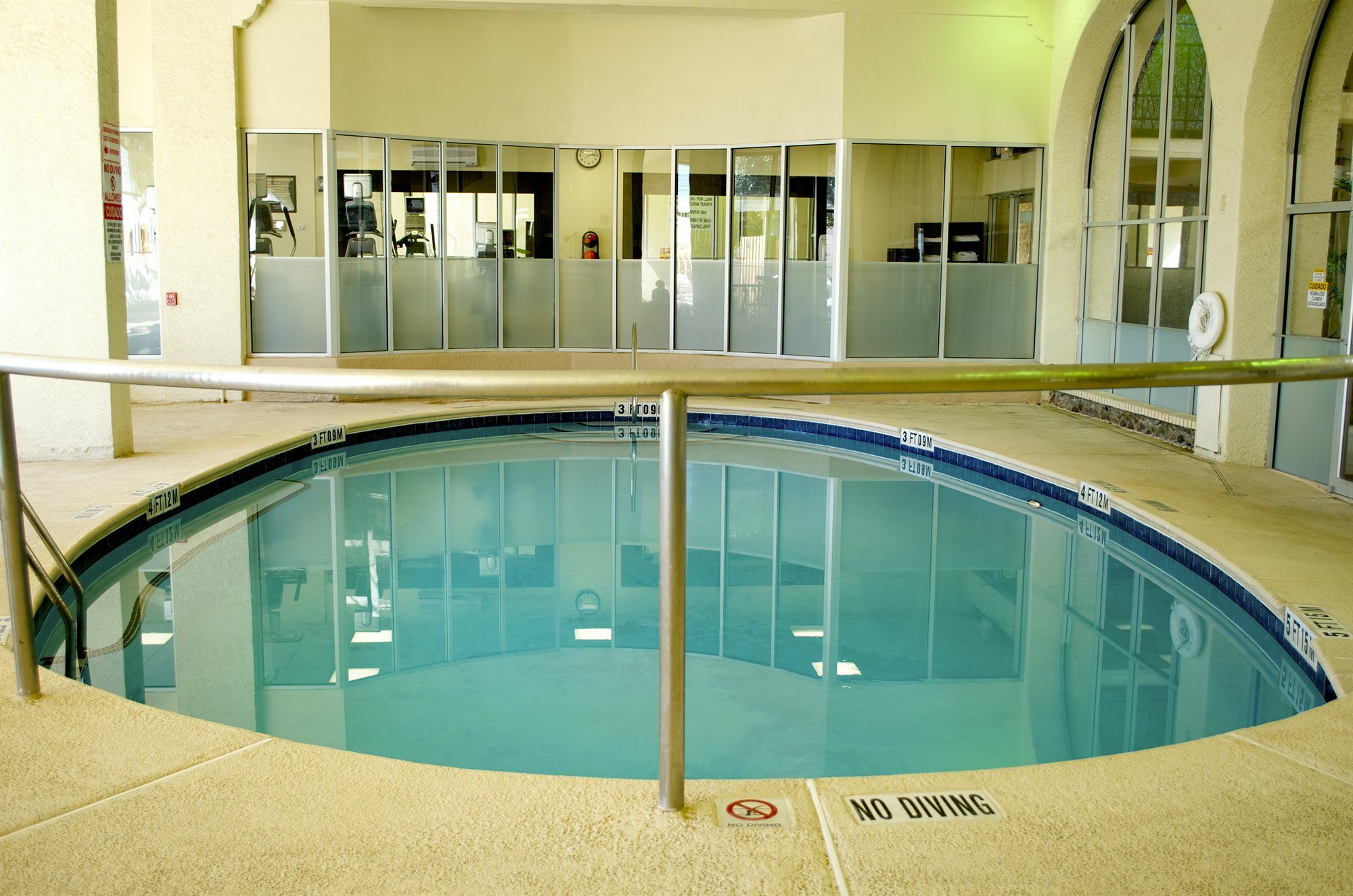 Hotel Embassy By Hilton 3*